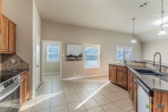 2610 Tarrant County Drive, Killeen, TX 76549