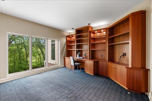 3104 W 117th Street, Leawood, KS 66211
