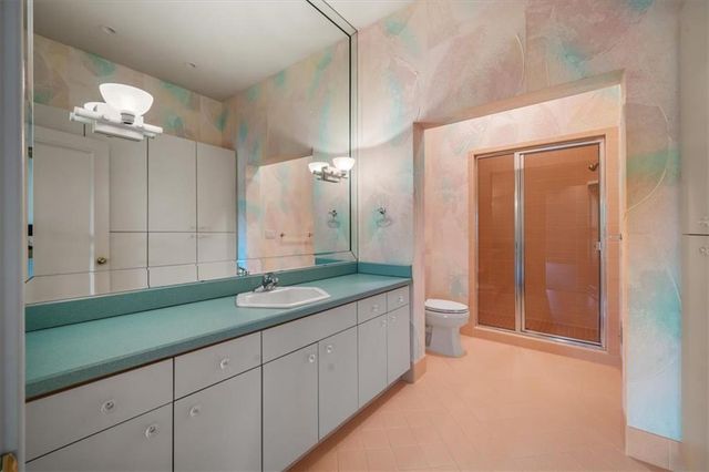 3104 W 117th Street, Leawood, KS 66211