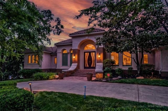 3104 W 117th Street, Leawood, KS 66211