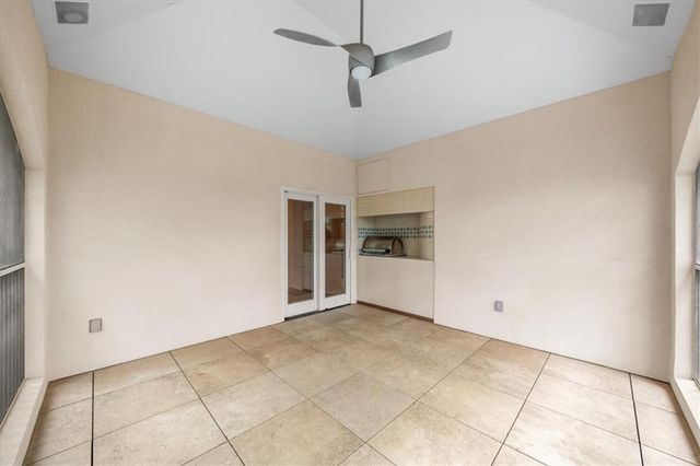 3104 W 117th Street, Leawood, KS 66211