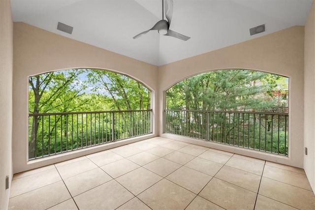 3104 W 117th Street, Leawood, KS 66211