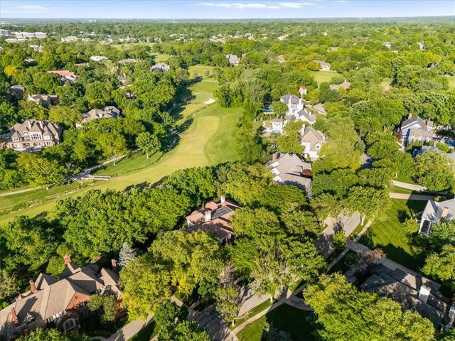 3104 W 117th Street, Leawood, KS 66211