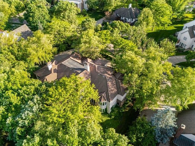 3104 W 117th Street, Leawood, KS 66211