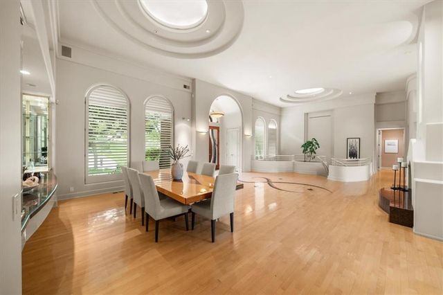 3104 W 117th Street, Leawood, KS 66211