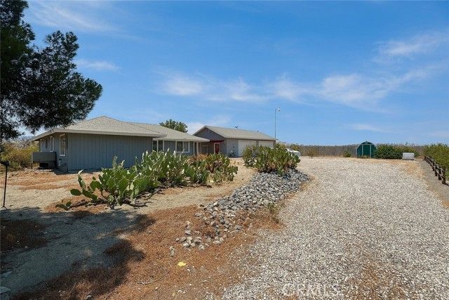 13384 Sheep Creek Road, Phelan, CA 92371