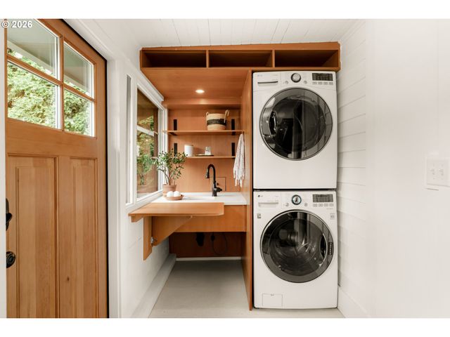 7560 Sw 67TH Ave, Portland, OR 97223