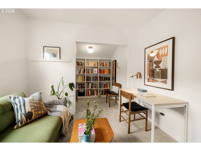 7560 Sw 67TH Ave, Portland, OR 97223