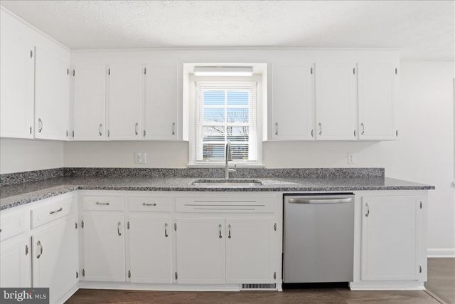 67 BELVIEW DR, Martinsburg, WV 25404