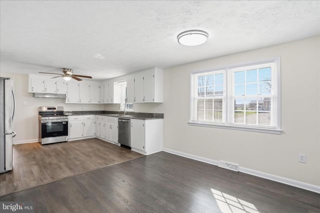 67 BELVIEW DR, Martinsburg, WV 25404