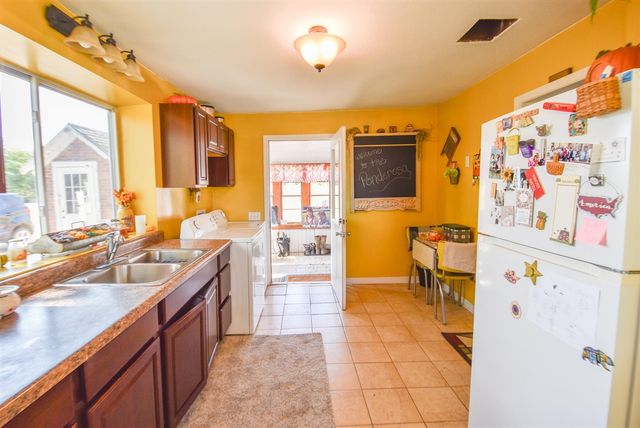 1032 S Snow Prairie Road, Bronson, MI 49028