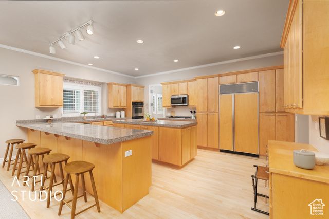 3052 W MATTERHORN DR, Taylorsville, UT 84129