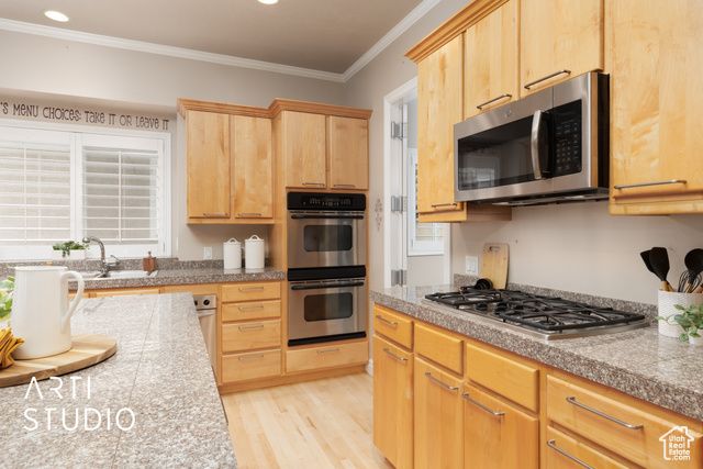 3052 W MATTERHORN DR, Taylorsville, UT 84129