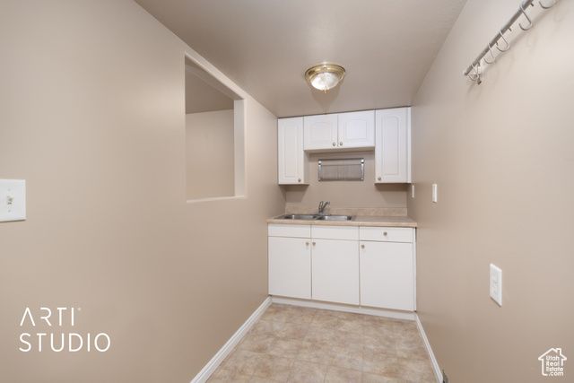 3052 W MATTERHORN DR, Taylorsville, UT 84129