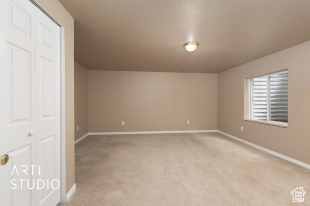 3052 W MATTERHORN DR, Taylorsville, UT 84129