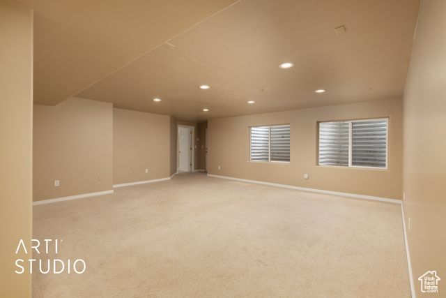 3052 W MATTERHORN DR, Taylorsville, UT 84129