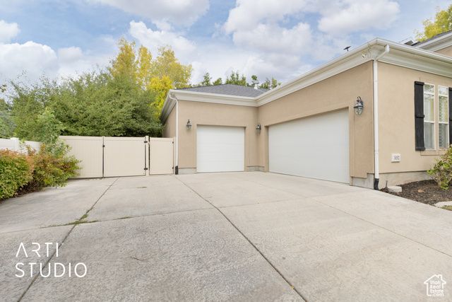3052 W MATTERHORN DR, Taylorsville, UT 84129