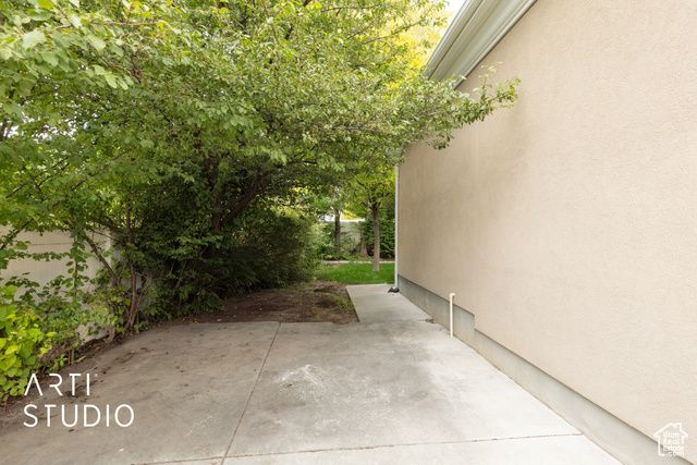 3052 W MATTERHORN DR, Taylorsville, UT 84129