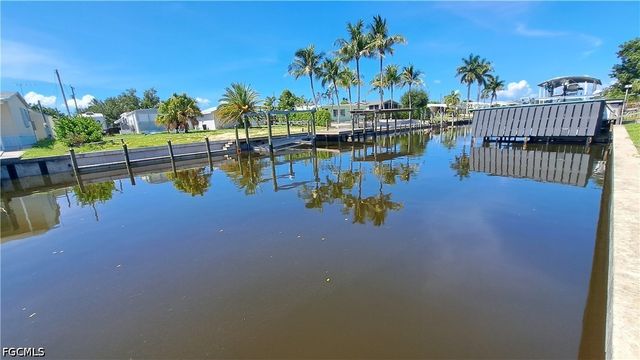 4807 Flamingo DR, St James City, FL 33956