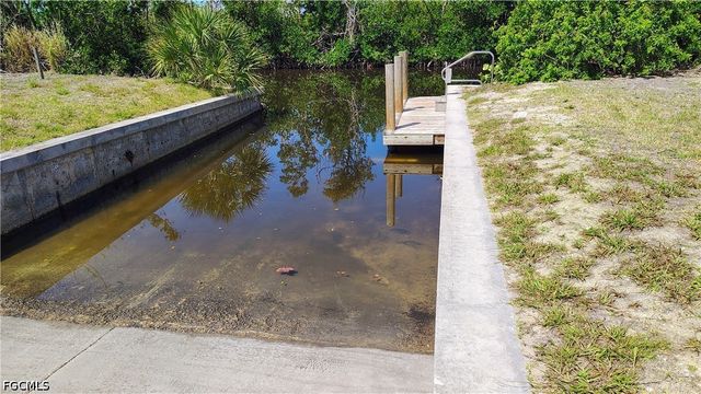 4807 Flamingo DR, St James City, FL 33956