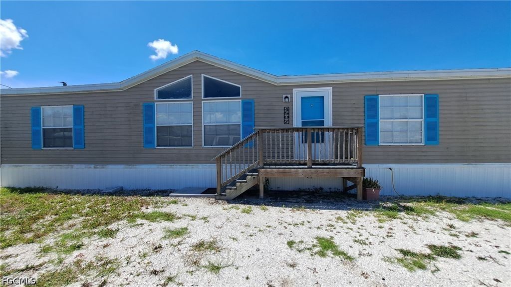 4807 Flamingo DR, St James City, FL 33956