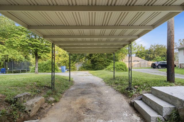 2522 Woodfin Avenue, Chattanooga, TN 37415