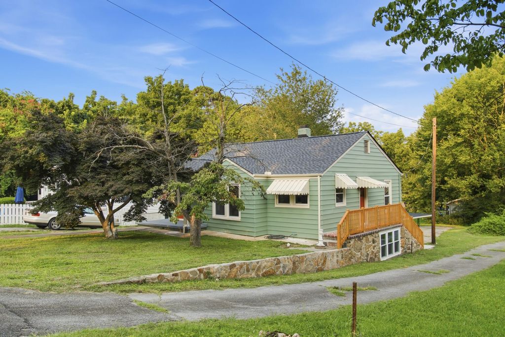 2522 Woodfin Avenue, Chattanooga, TN 37415