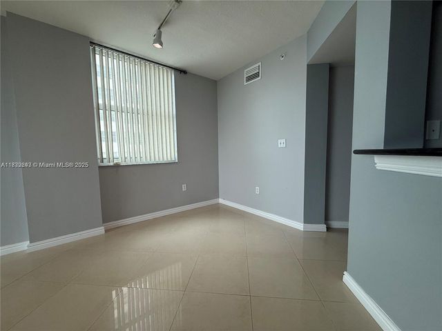 9201 Collins Ave 521, Surfside, FL 33154