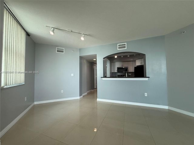 9201 Collins Ave 521, Surfside, FL 33154