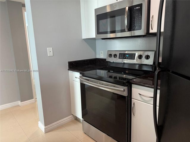 9201 Collins Ave 521, Surfside, FL 33154