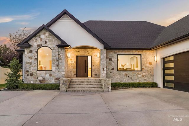 685 Canyon Park Ave, Twin Falls, ID 83301