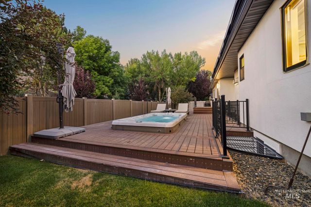 685 Canyon Park Ave, Twin Falls, ID 83301