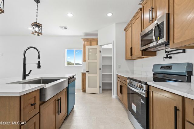 1725 Faro Court, Rio Rico, AZ 85648