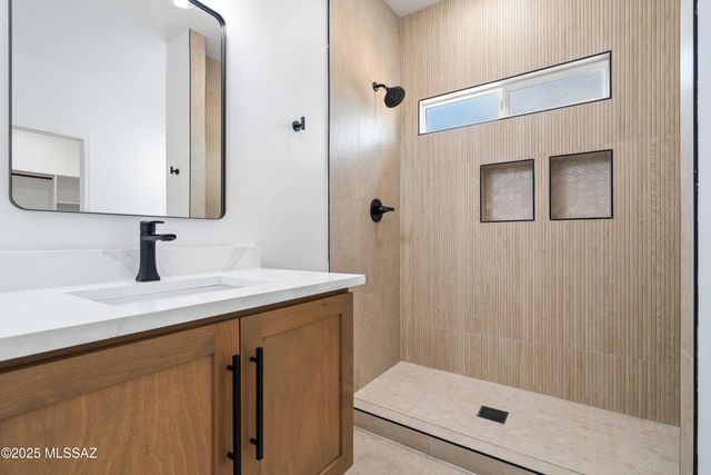 1725 Faro Court, Rio Rico, AZ 85648