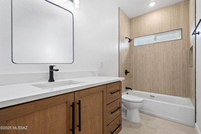 1725 Faro Court, Rio Rico, AZ 85648