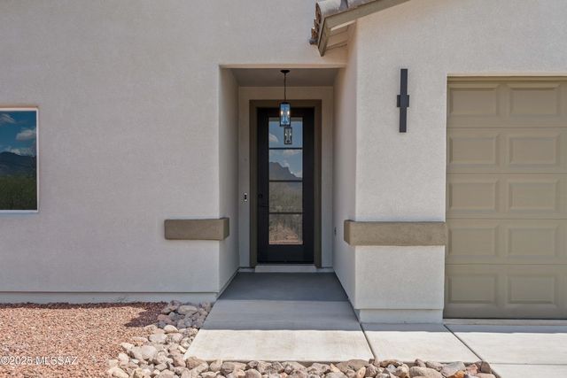 1725 Faro Court, Rio Rico, AZ 85648