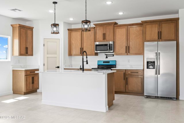 1725 Faro Court, Rio Rico, AZ 85648