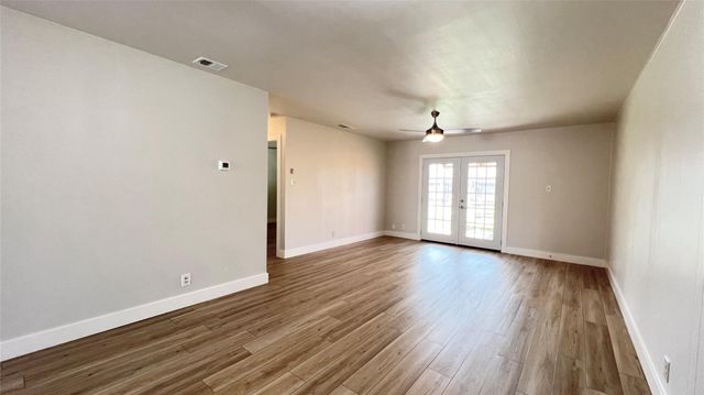 11208 Renel DR A, Austin, TX 78758