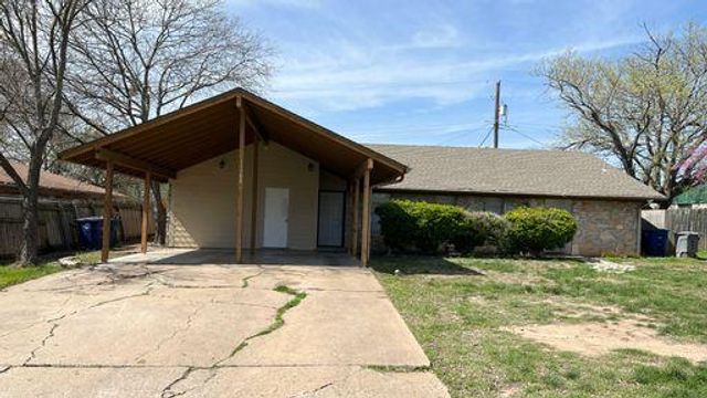 11208 Renel DR A, Austin, TX 78758