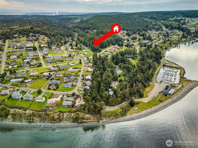 80 Vancouver Drive, Port Townsend, WA 98368