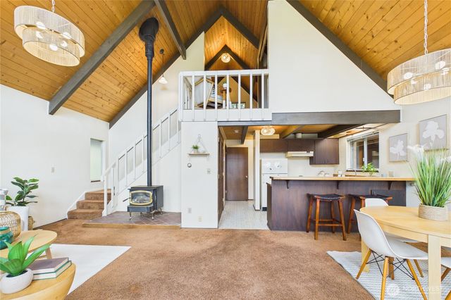 80 Vancouver Drive, Port Townsend, WA 98368
