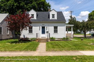 653 Irvington Avenue, Lansing, MI 48910