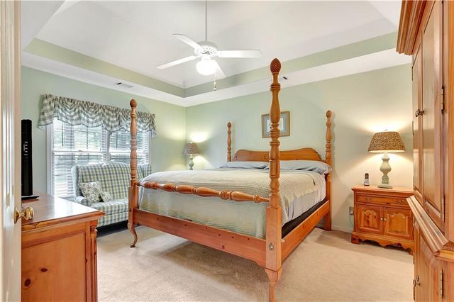 9575 Fairdale Avenue, Jonesboro, GA 30236