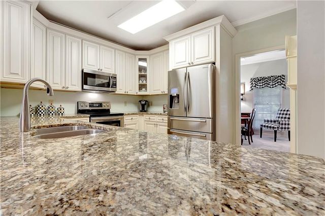 9575 Fairdale Avenue, Jonesboro, GA 30236