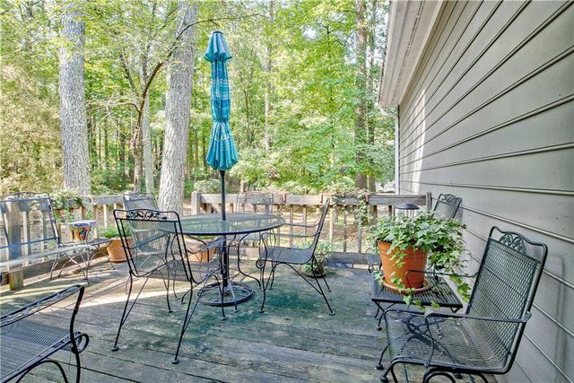 9575 Fairdale Avenue, Jonesboro, GA 30236