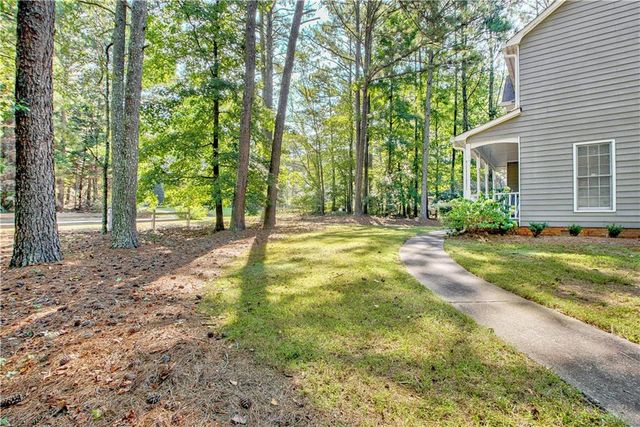 9575 Fairdale Avenue, Jonesboro, GA 30236