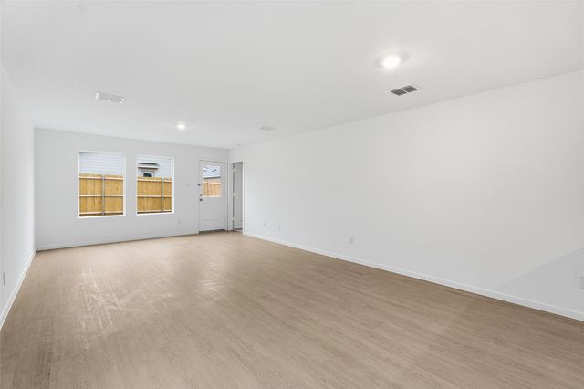 1029 Calley Pear Trail, Princeton, TX 75407