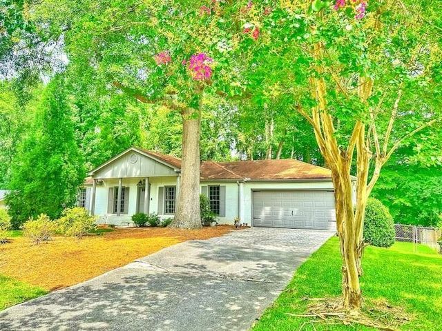 215 Jayne Ellen Way, Alpharetta, GA 30009