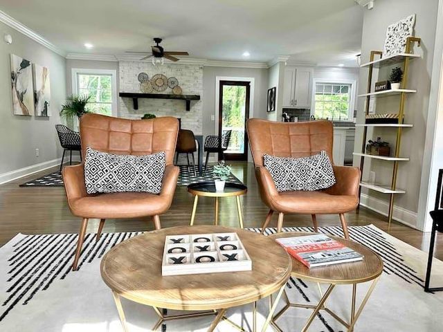 215 Jayne Ellen Way, Alpharetta, GA 30009