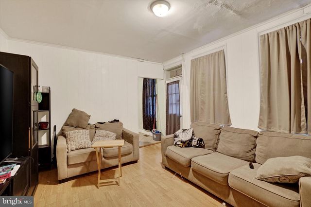 104 E COLLEGE AVE, York, PA 17401